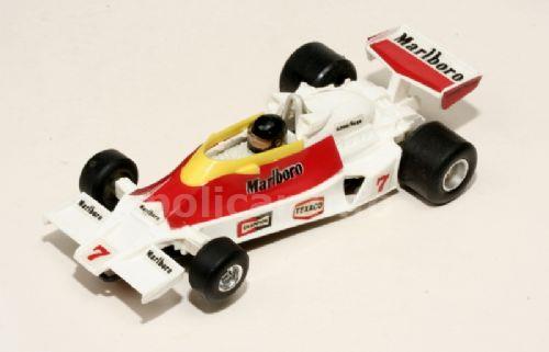 A307 - Mc Laren M26 Marlboro Ford (SHP)