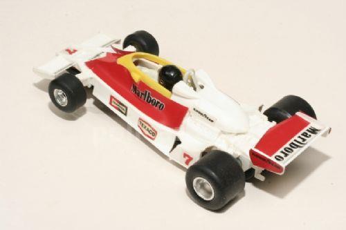 Mc Laren M26 Marlboro Ford (SHP) (Polistil Champion 175 - A307)