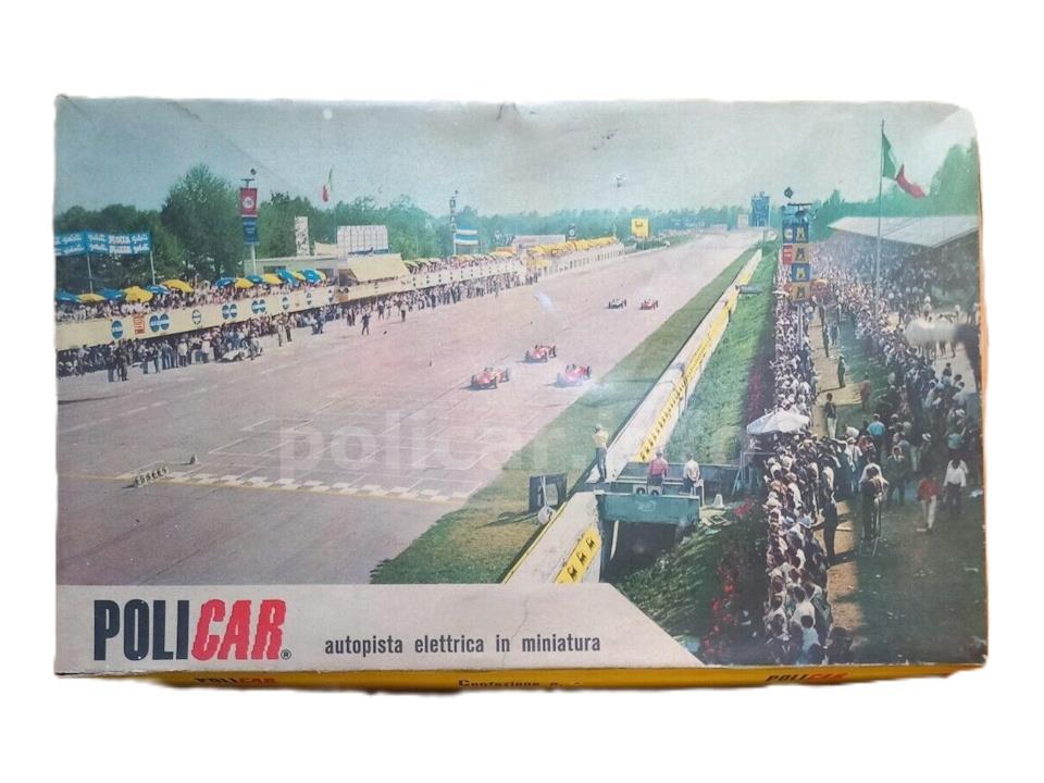 Oval shaped track set (with power supply) (Policar APS - P2)