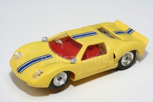 P57 - Ford GT 40
