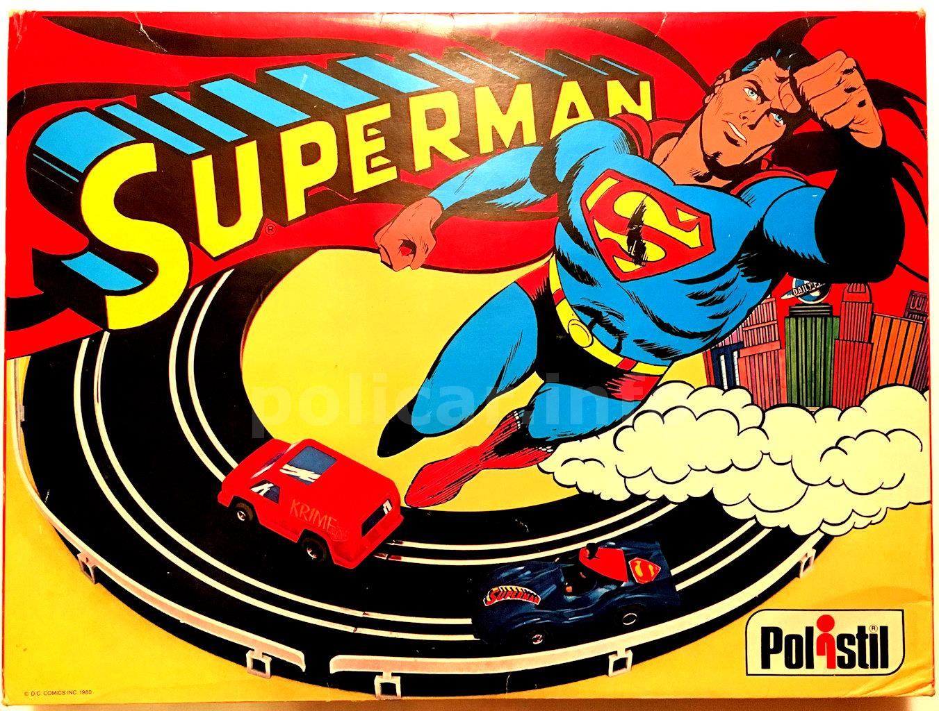 781DN - Pista Superman