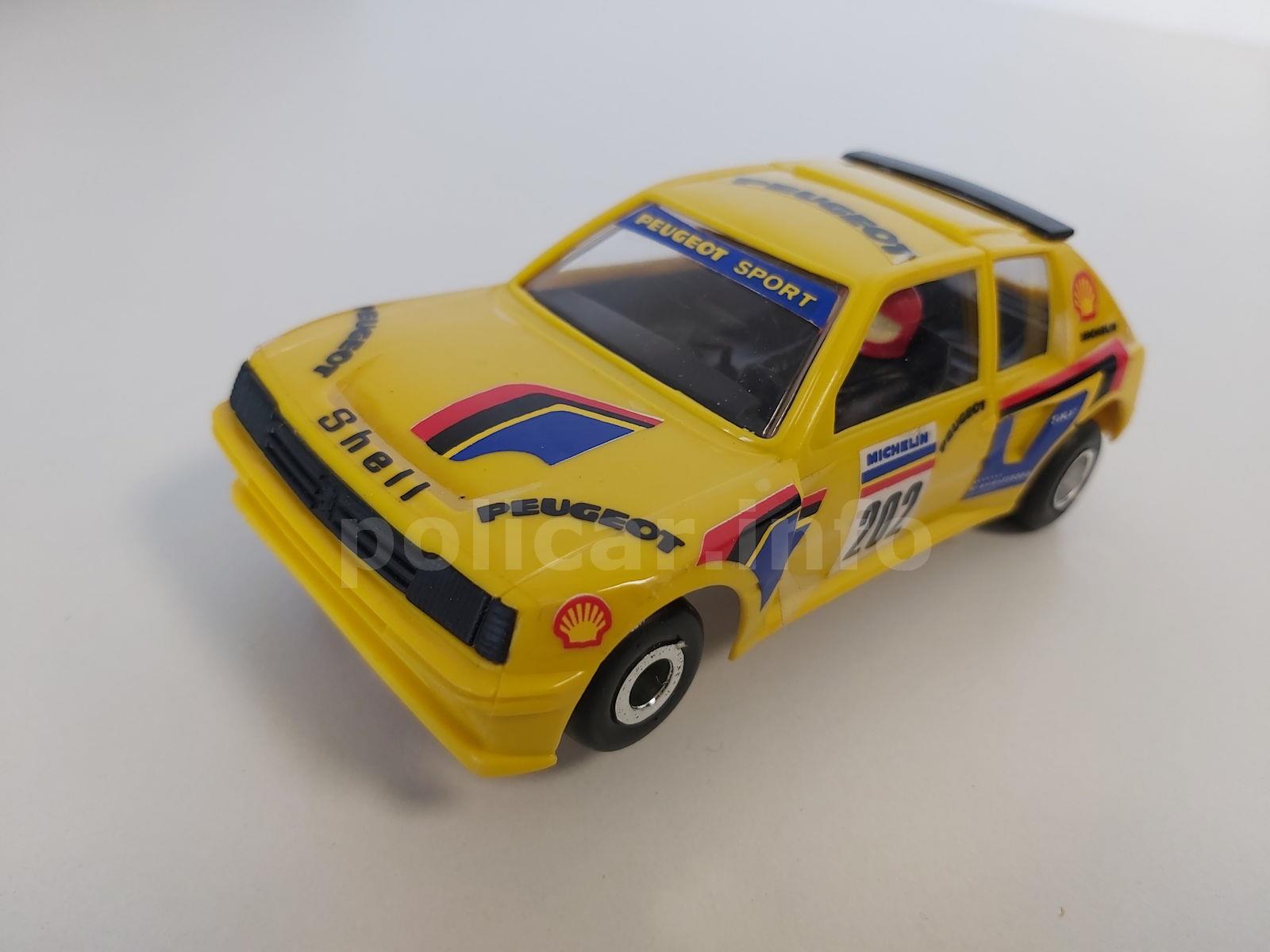 Peugeot 205 Rally gialla (Polistil F.1 Professional - 31107)