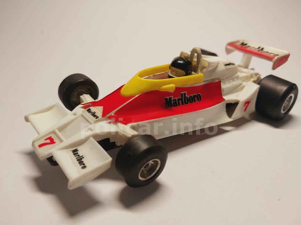 POLISTIL A113 MC LAREN  M26 Marlboro FORD SERIE CHAMPION 175 SCALA 1/32